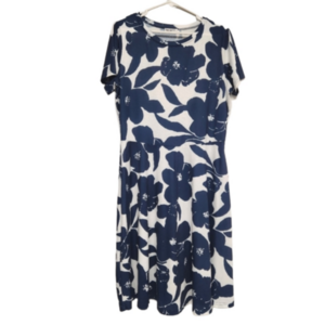 3/$25 NWOT HUHot navy white floral dress women's  size XL short sleeve